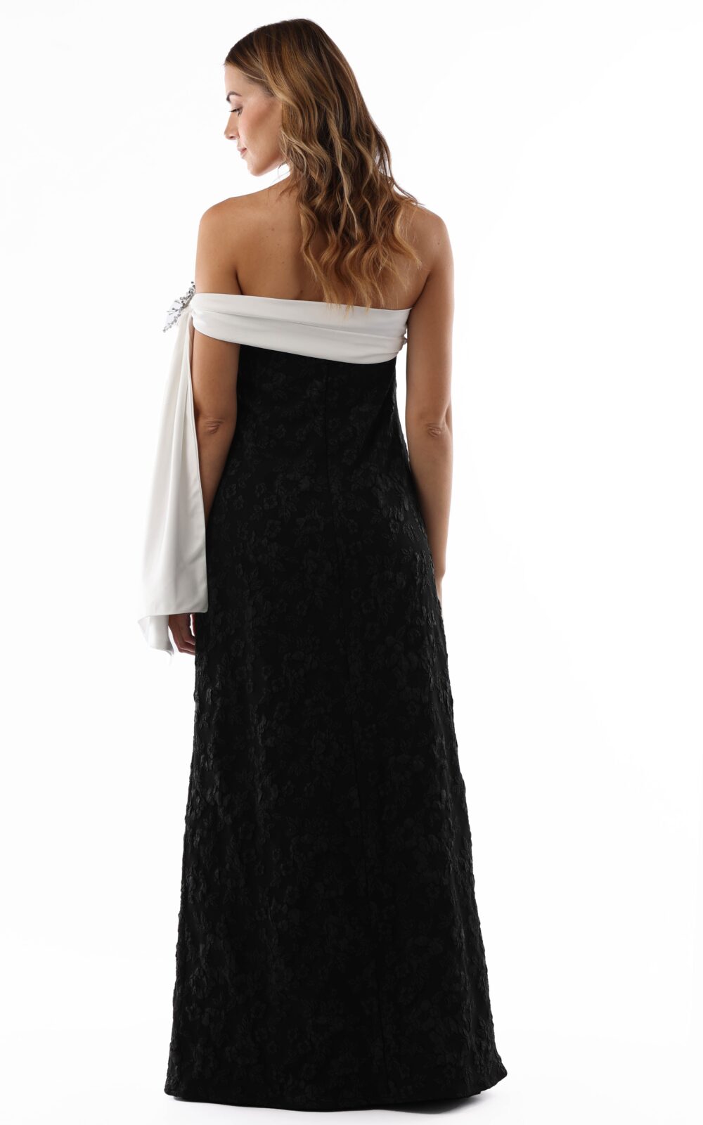 FR Met Dress - Image 2