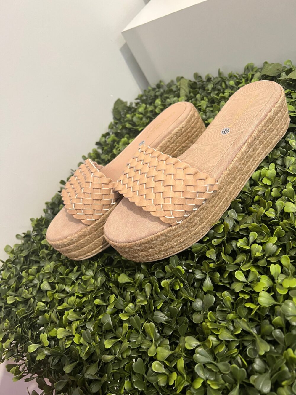 AB Revive Shoes - Image 4