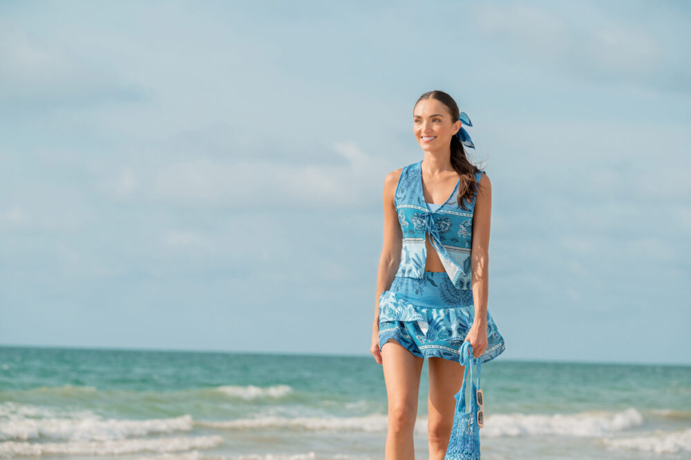 AM ABBIE TROPICAL SKY SHIRT